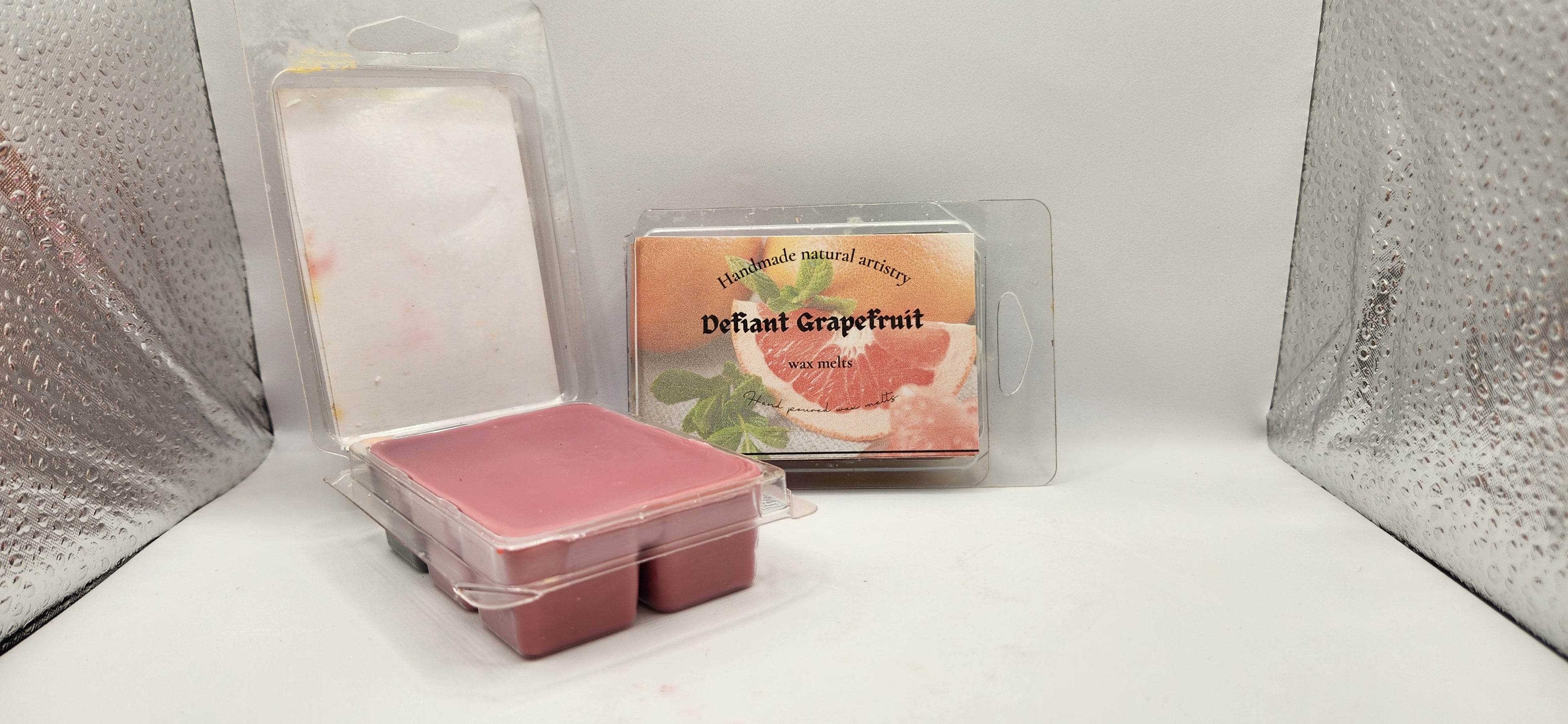 Defiant Grapefruit Wax Melt | 2.5 oz | Bright Citrus Scent | HNA Candle Boutique