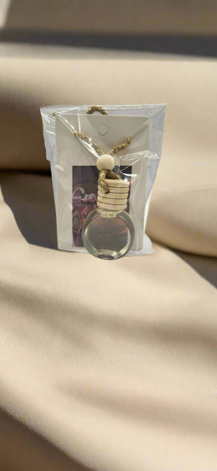 Temptress Car Diffuser | Exotic Floral Scent | HNA Candle Boutique